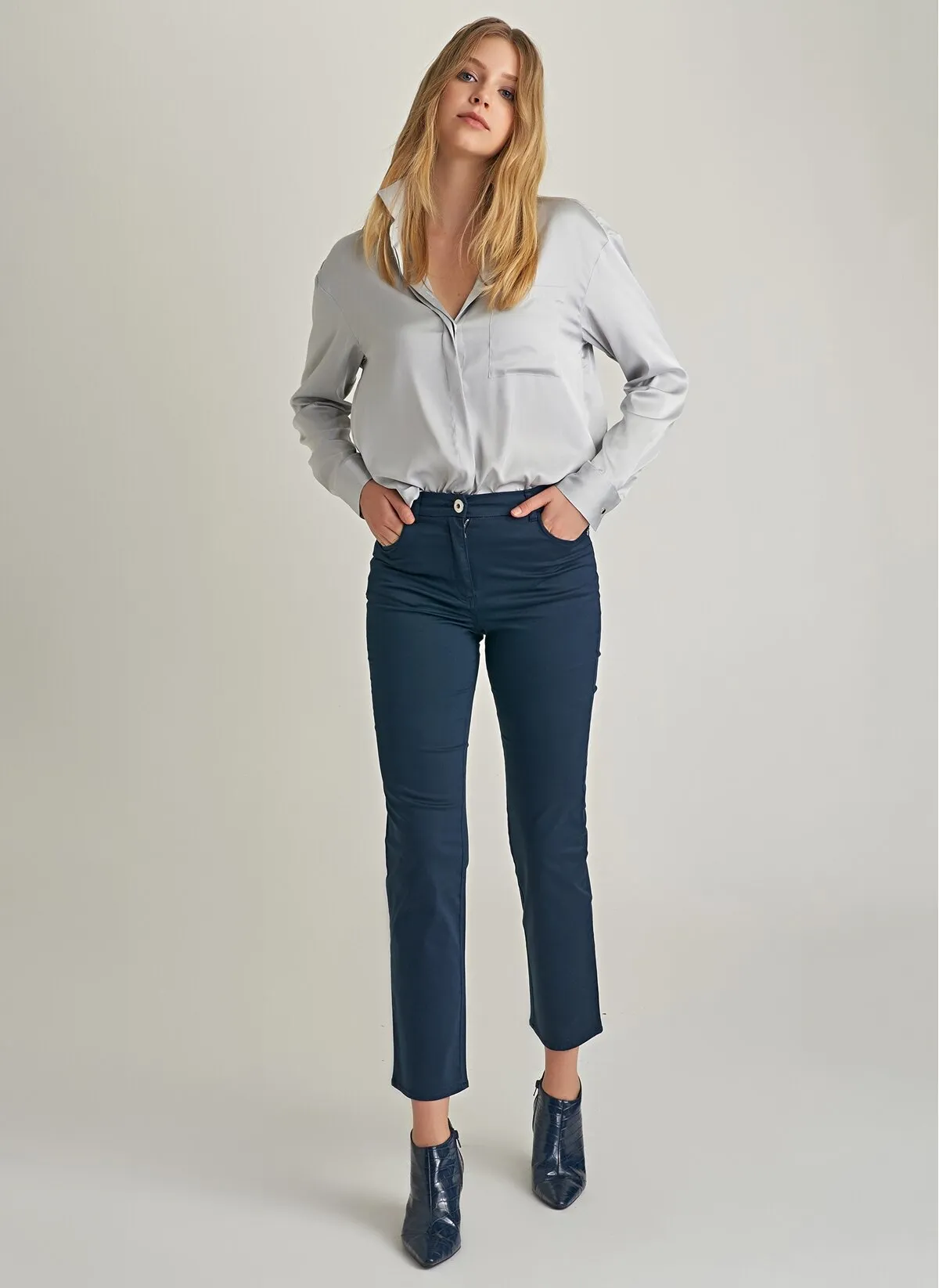 13172 Grey Flowy Satin Shirt