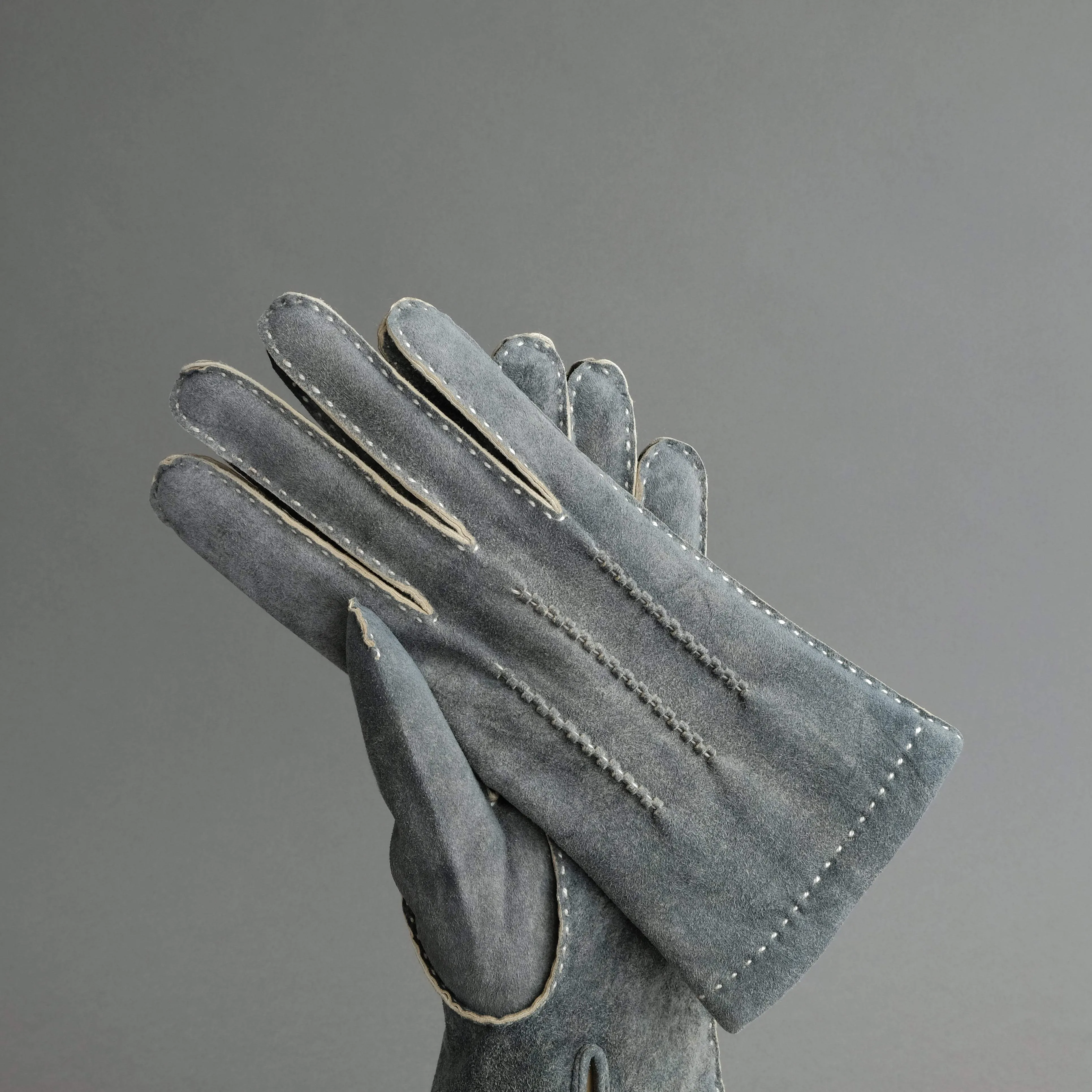 Gentlemen's Gloves from Grey-Blue Goatskin Lined with Cashmere