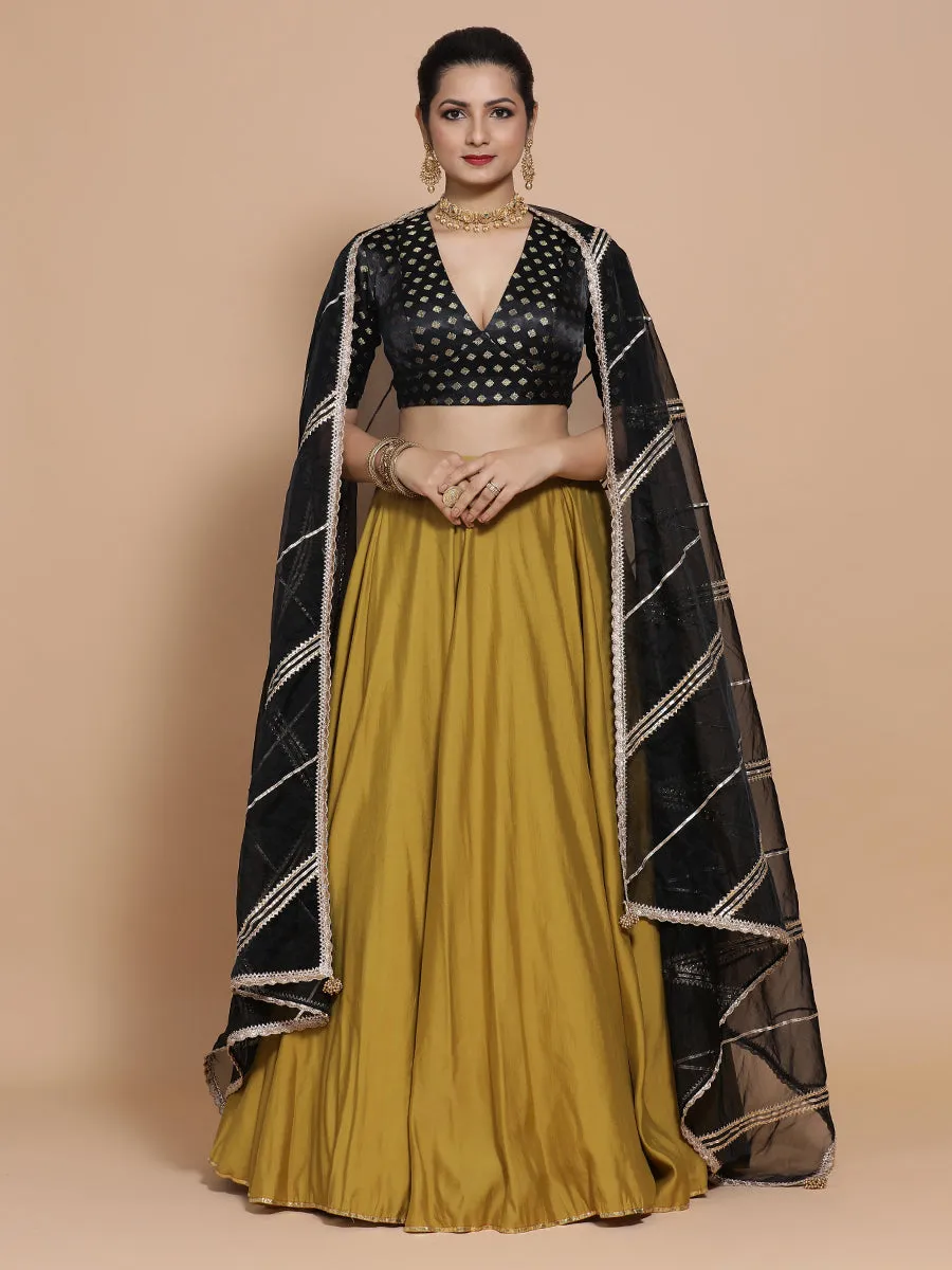 Nida x Tyohaar | Elbow Sleeves Satin Viscose Saree Blouse in Black Butta Fabric