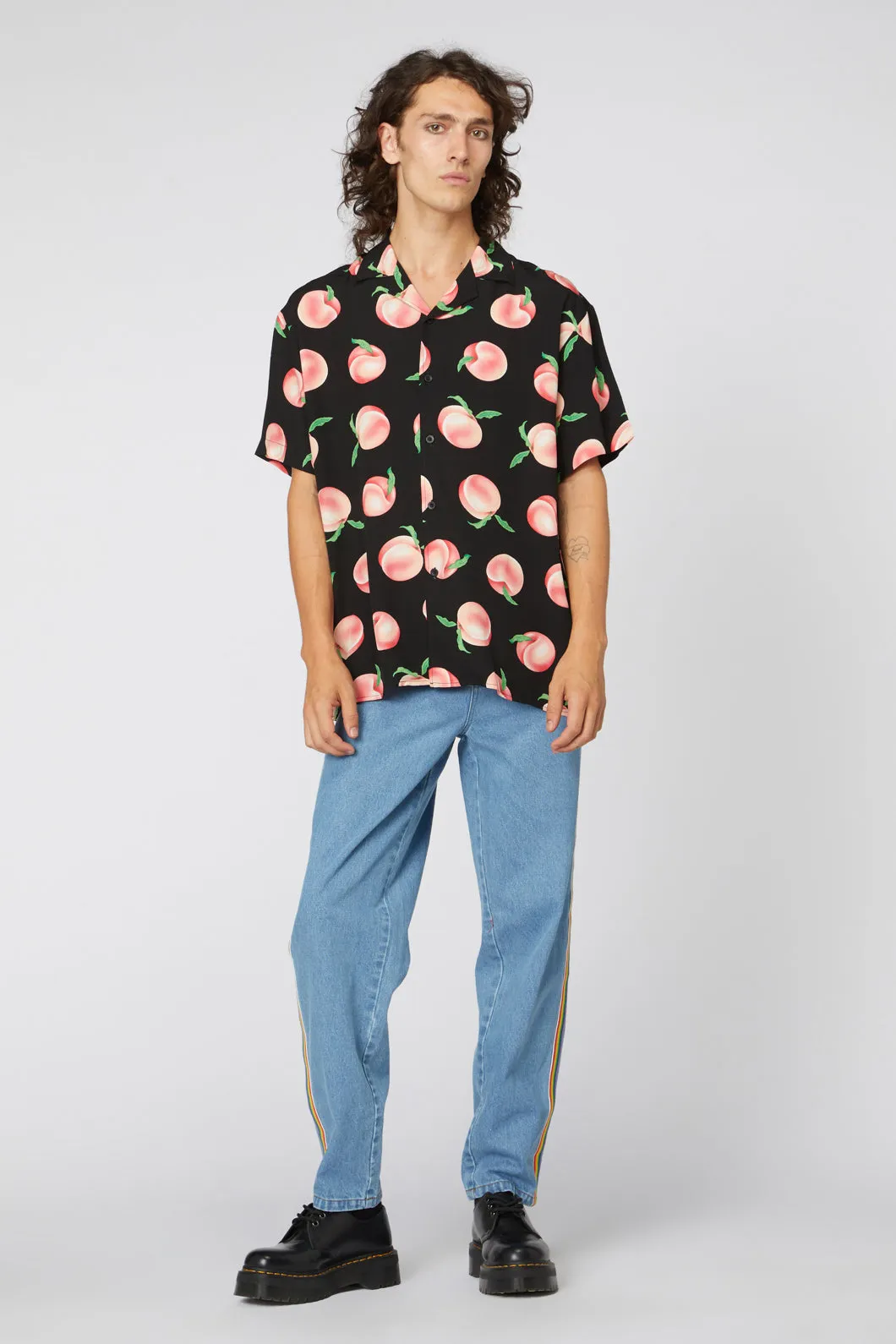 Peachy Print Unisex Shirt