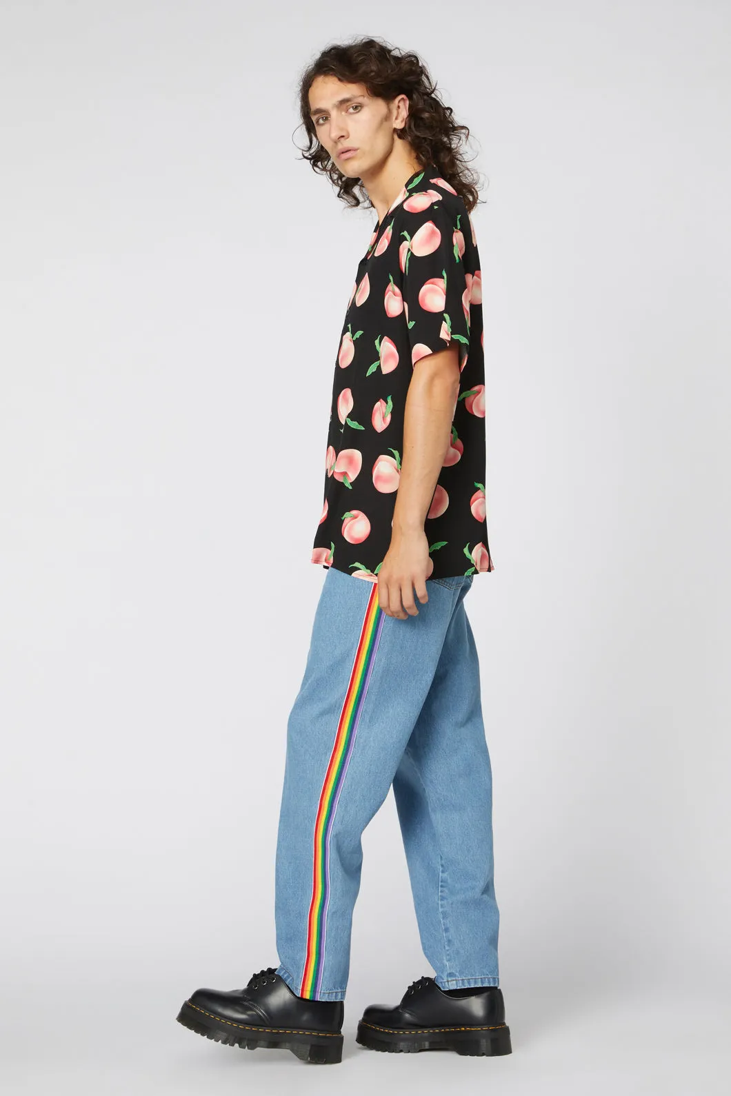 Peachy Print Unisex Shirt