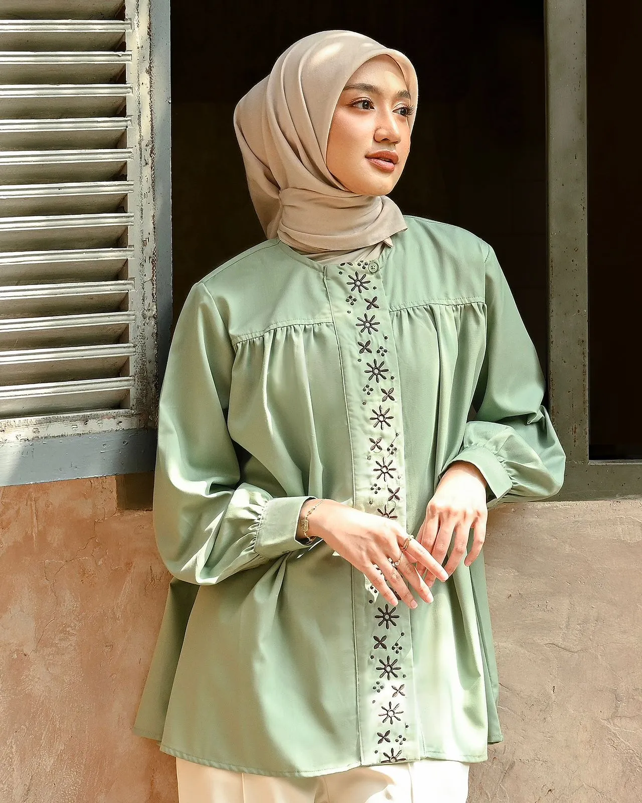 VIENNA BLOUSE