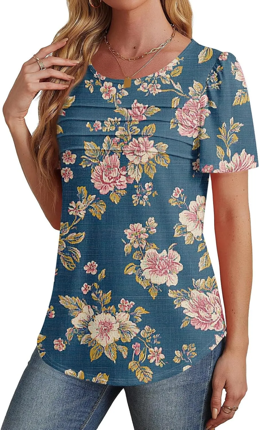Women Summer Tops Short Sleeve Crewneck Shirts Fashion Pleated Floral Print Blouses Curved Hem Tee 2025
